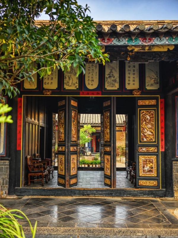 传统中式住宅大门与玄关实景